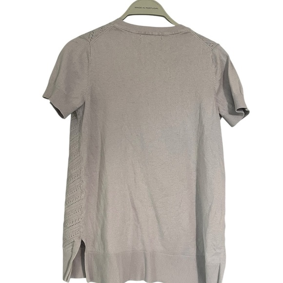 Banana Republic Light Gray Knit Top small - Picture 2 of 6